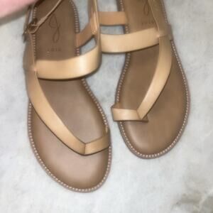 Joie Women's Tan Vegan 8.5 Flat Sandal comfortable